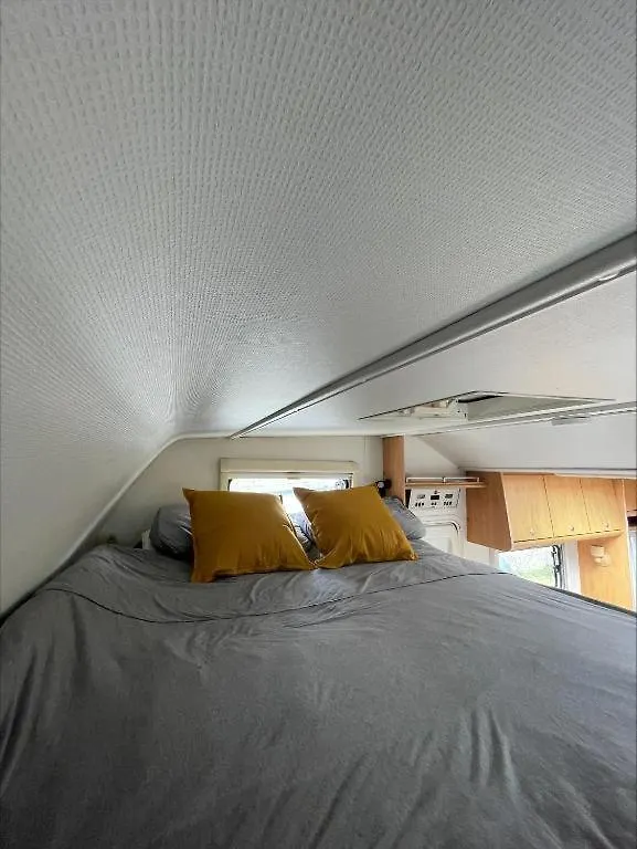 Hotel The Cosy Camper At Rockfield Park Galway 0*,  Irlanda